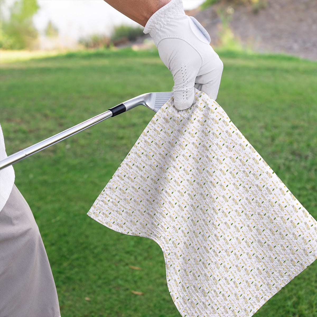 White Wine Pattern Golf Towels, Elegant Winery Golf Towel, Wine Golf Gift For Golfer