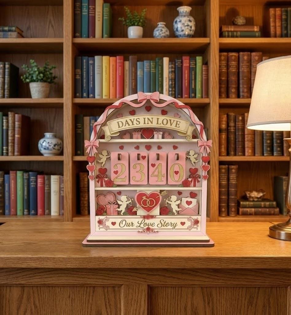 Personalized Days in Love Tracker, Custom Anniversary Counter Sign, Romantic Couple Decor, Valentine’s Day Gift